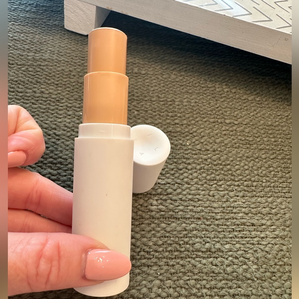 ILIA Skin Rewind Complexion Stick - Picture 3 of 4